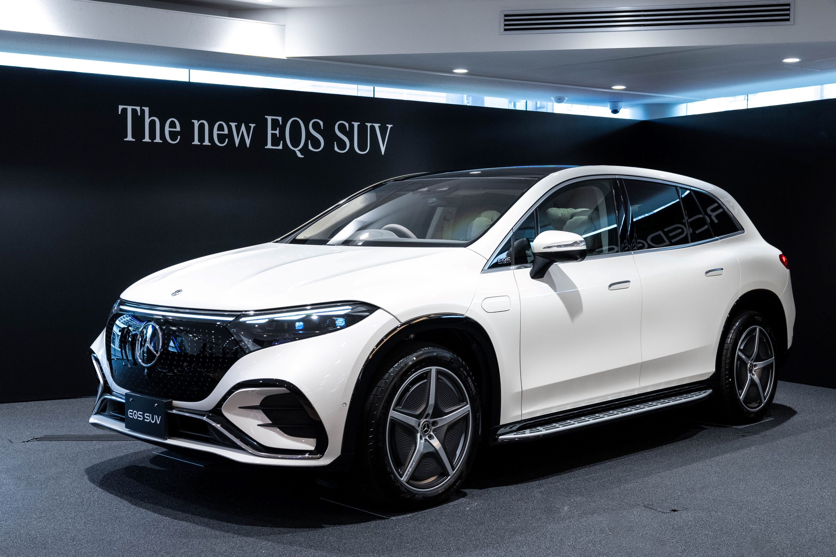 メルセデス・ベンツ EQS SUV